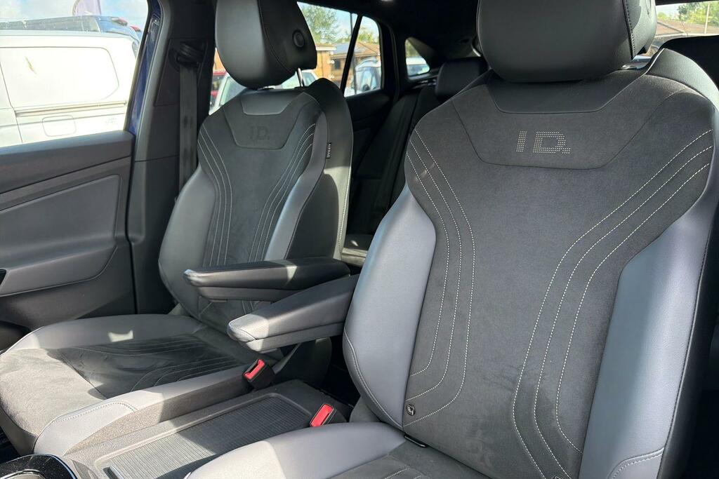 Volkswagen ID.5 150Kw Style Pro Performance 77Kwh Red #19