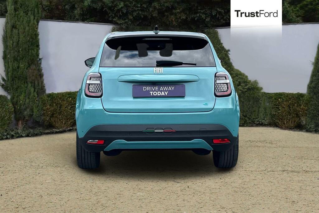 Fiat 600e 54Kwh La Prima - 2024 73 Orange #7