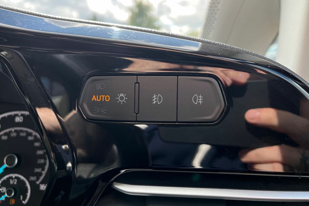 Ford Grand Tourneo Connect 2.0 Ecoblue Active Grey #36