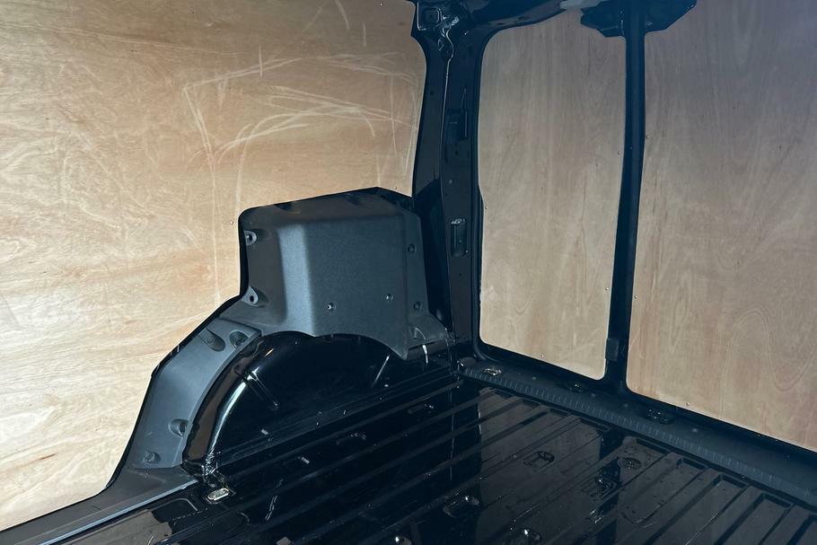 Ford Transit Connect Trend Black #4