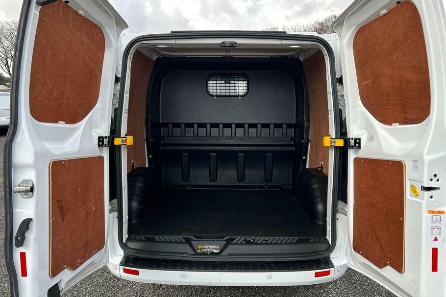 Ford Transit Custom Limited White #5