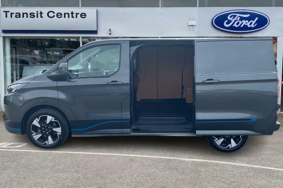 Ford Transit Custom 320 Sport L1 H1 Swb Fwd 2.5 Phev 232Ps  #5