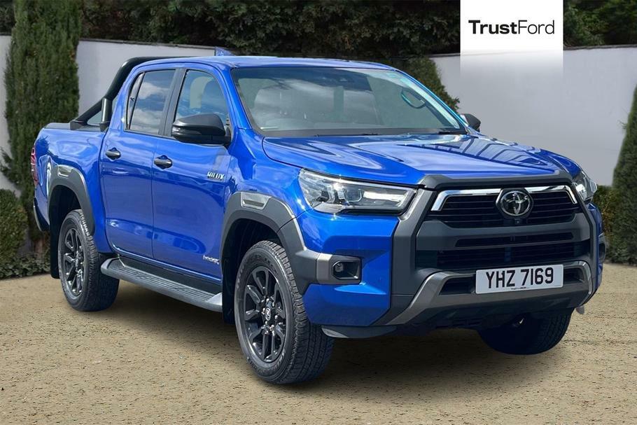 Toyota HILUX Invincible X 2.8 D-4d 4X4 Double Cab Pick Up Blue