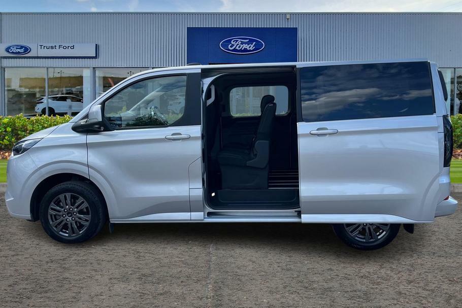 Ford Tourneo Custom 340 Titanium L1 Swb 9 Seat Minibus Fwd 2.5 Ph Silver #5