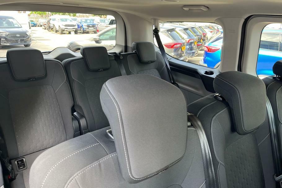 Ford Tourneo Custom 2.0 Ecoblue 136Ps H1 Titanium 8 Seater Blue #33
