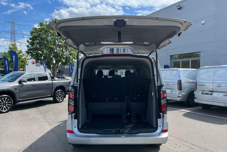 Ford Tourneo Custom 340 Titanium L1 Swb 9 Seat Minibus Fwd 2.5 Ph Silver #6