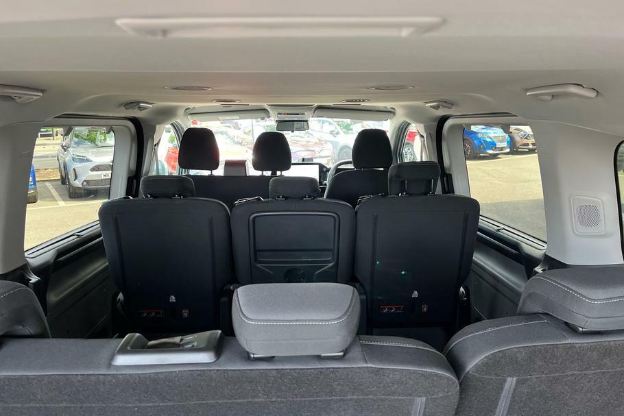 Ford Tourneo Custom 2.0 Ecoblue 136Ps H1 Titanium 8 Seater Blue #31