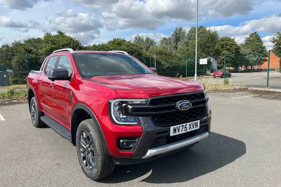 Ford Ranger Wildtrak 2.0 Ecoblue 205Ps 4X4 Double Cab Pic Red