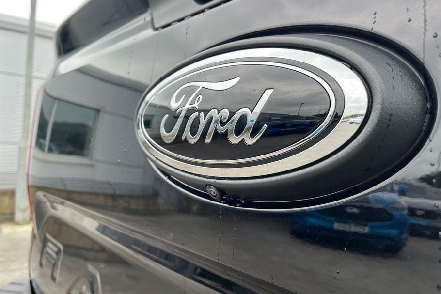 Ford Ranger D3 136 R Design Lux Geartronic Black #9