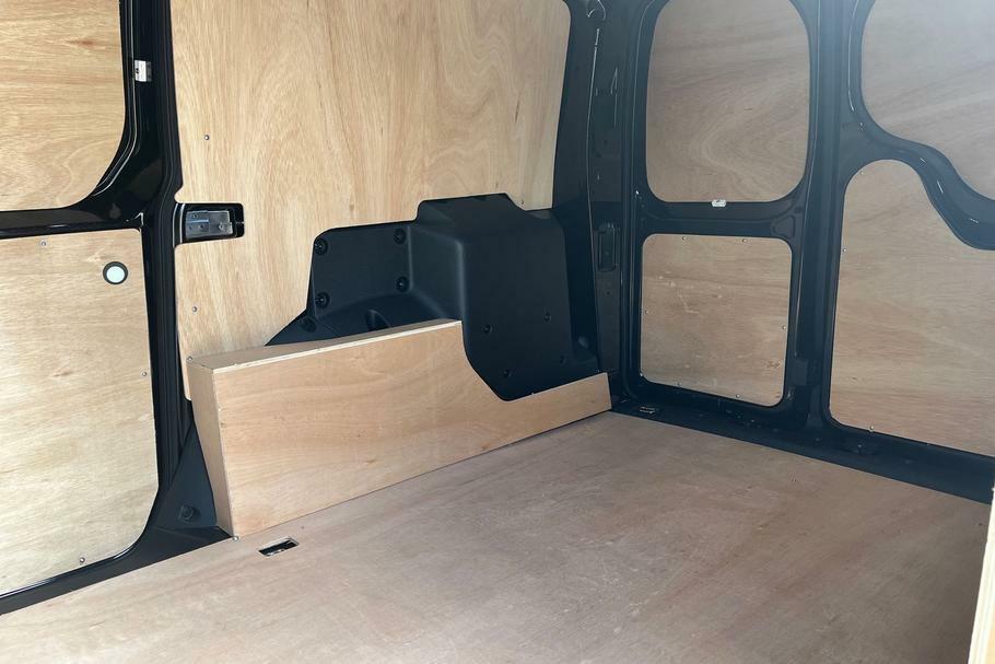 Ford Transit Connect 250 Limited L2 Lwb 1.5 Ecoboost Phev 150Ps Black #4