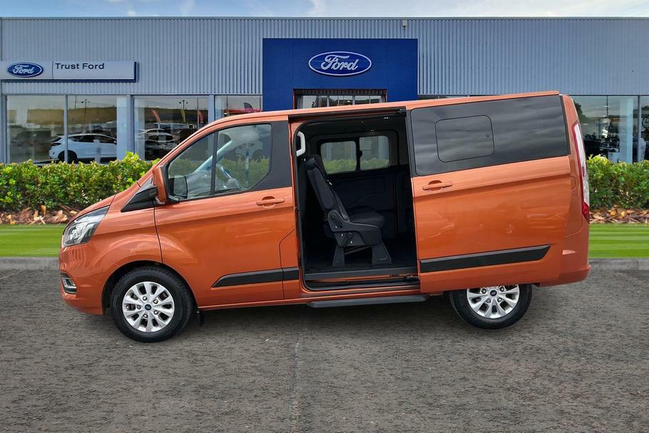 Ford Tourneo Custom 2.0 320 Ecoblue Zetec Minibus Double Cab Diese Orange #5