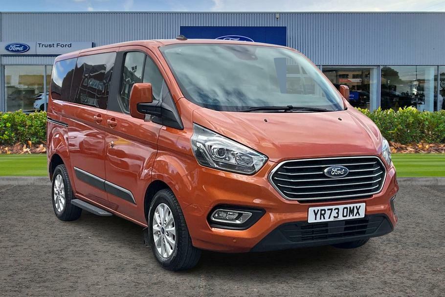 Ford Tourneo Custom 2.0 320 Ecoblue Zetec Minibus Double Cab Diese Orange
