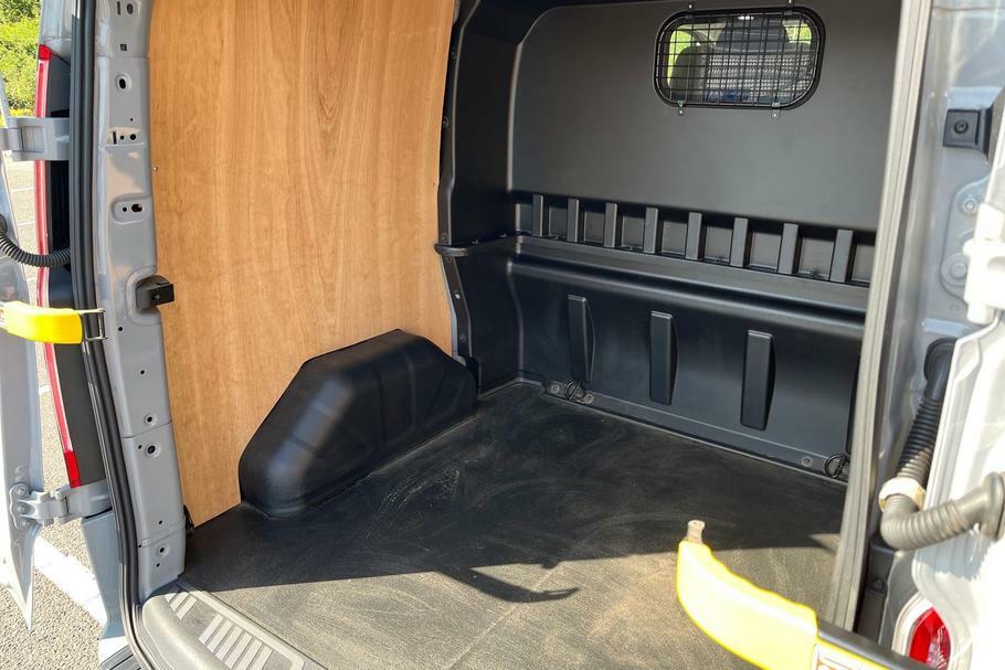 Ford Transit Custom 300 Limited L1 Swb Double Cab In Van Fwd 2.0 Grey #4