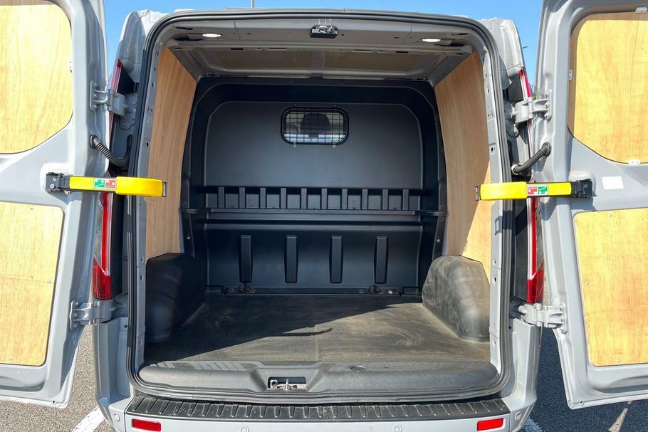 Ford Transit Custom 300 Limited L1 Swb Double Cab In Van Fwd 2.0 Grey #6