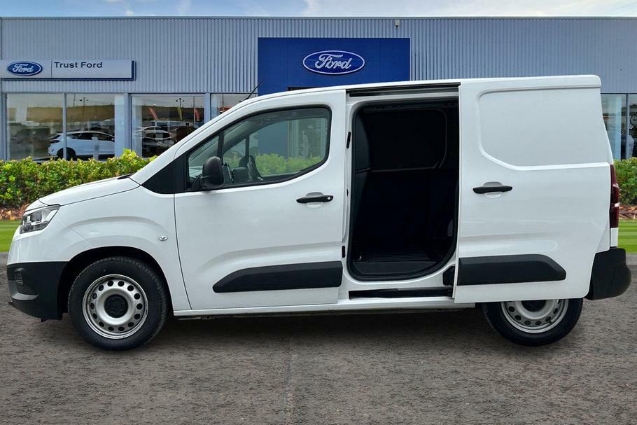 Toyota Proace City Active WG23NNJ White #5