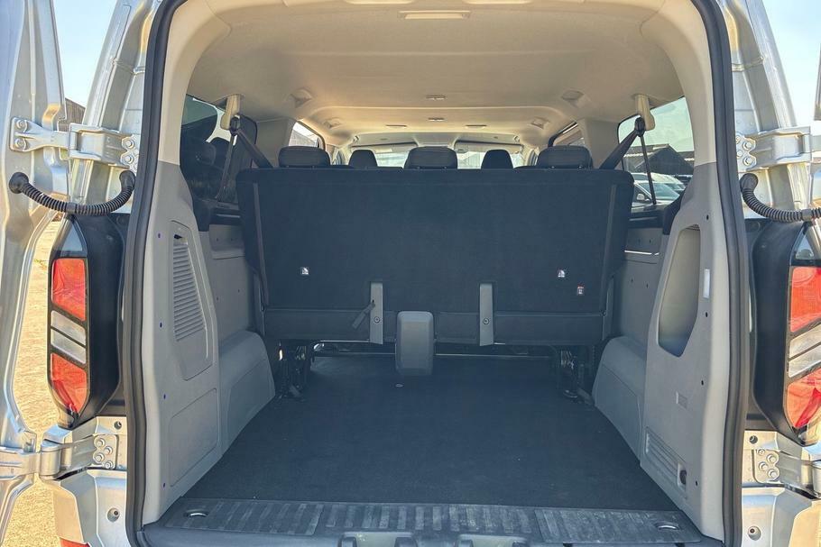 Ford Transit Custom 340 Limited L2 Lwb 9 Seat Kombi Fwd 2.5 Phev Silver #6