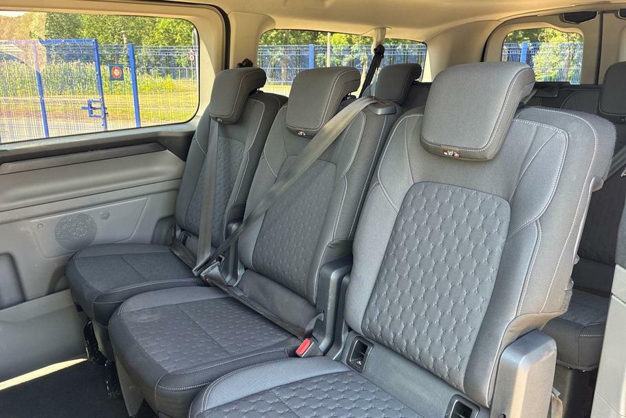 Ford Transit Custom 340 Limited L2 Lwb 9 Seat Kombi Fwd 2.5 Phev Silver #4