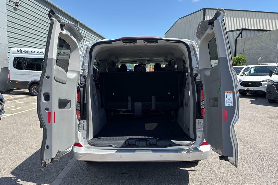Ford Transit Custom 340 Limited L2 Lwb 9 Seat Kombi Fwd 2.5 Phev Silver #6