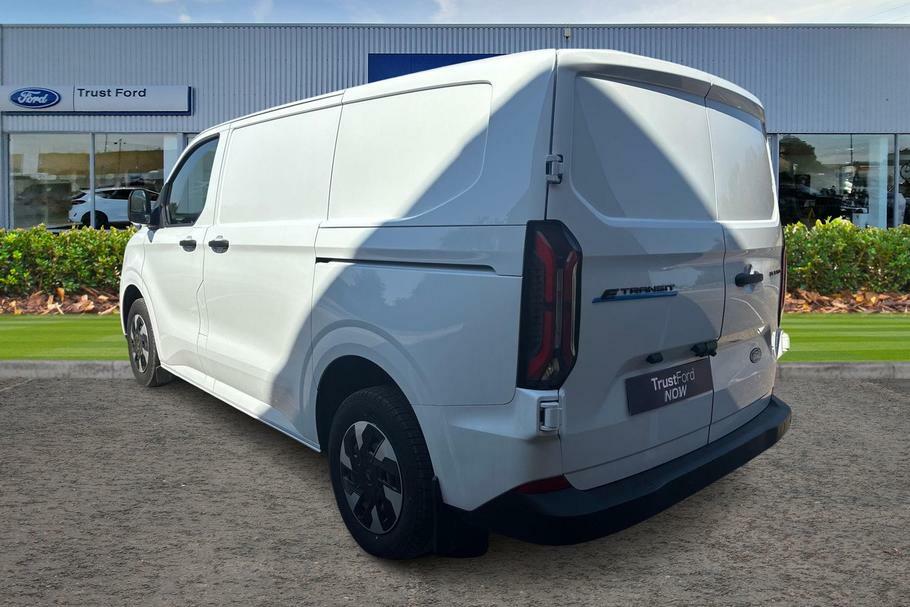 Ford Transit Custom 320 Trend L1 Swb Rwd 100Kw 65Kwh Low Roof White #2