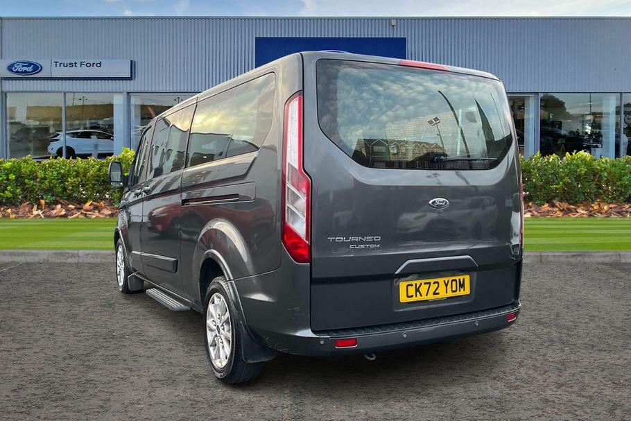Ford Tourneo Custom 2.0 320 Ecoblue Titanium Minibus Double Cab Di Grey #2