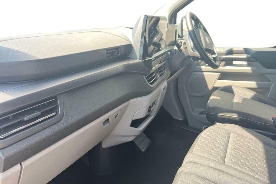 Ford Tourneo Custom 340 Titanium L1 Swb 9 Seat Minibus Fwd 2.5 Ph Silver #3
