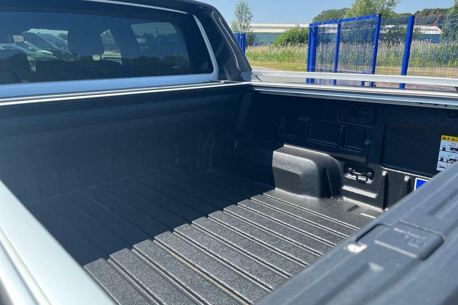 Ford Ranger Wildtrak 2.0 Ecoblue 205Ps 4X4 Double Cab Pic White #4
