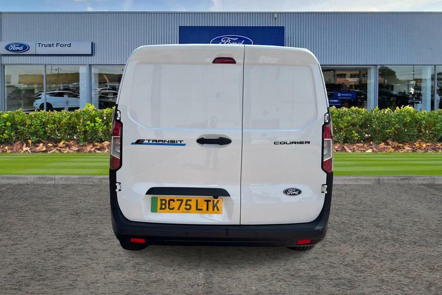 Ford Transit Courier Trend 100Kw 43Kwh White #13