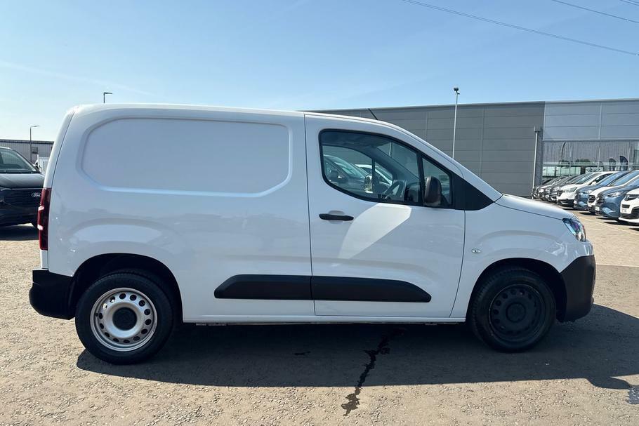 Citroen Berlingo Mpv White #38