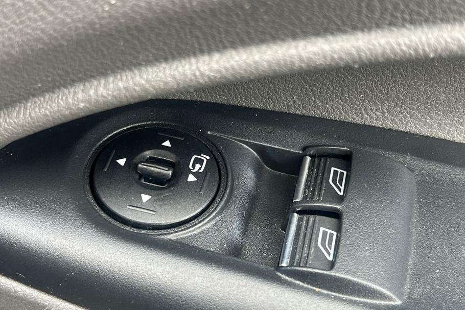 Ford Transit Connect Connect 1.5 250 Ecoblue Limited L2 Lwb Only 20,9 Silver #34