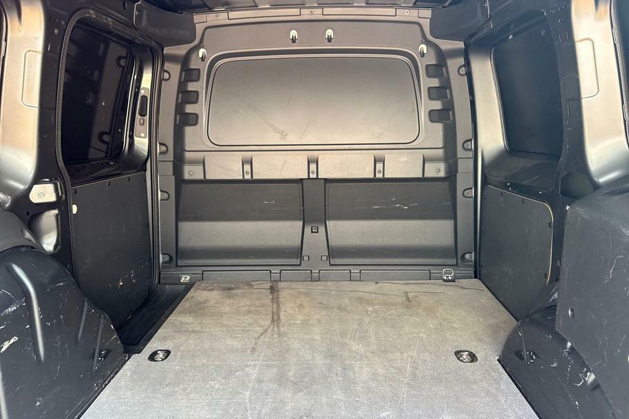 Ford Transit Connect 230 Limited L1 Swb 2.0 Ecoblue 122Ps Black #18