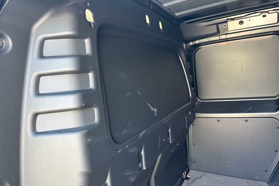 Ford Transit Connect 230 Limited L1 Swb 2.0 Ecoblue 122Ps Black #8