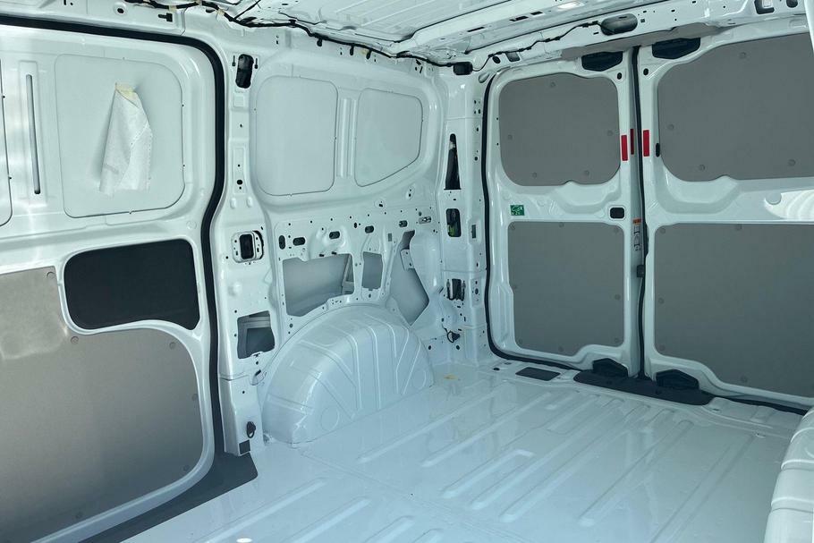 Ford Transit Custom 320 Trend L1 Swb Rwd 100Kw 65Kwh Low Roof White #4