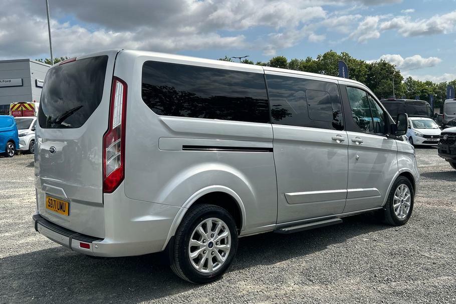 Ford Tourneo Custom Custom 2.0 320 Ecoblue Titanium Minibus Double Cab Grey #7