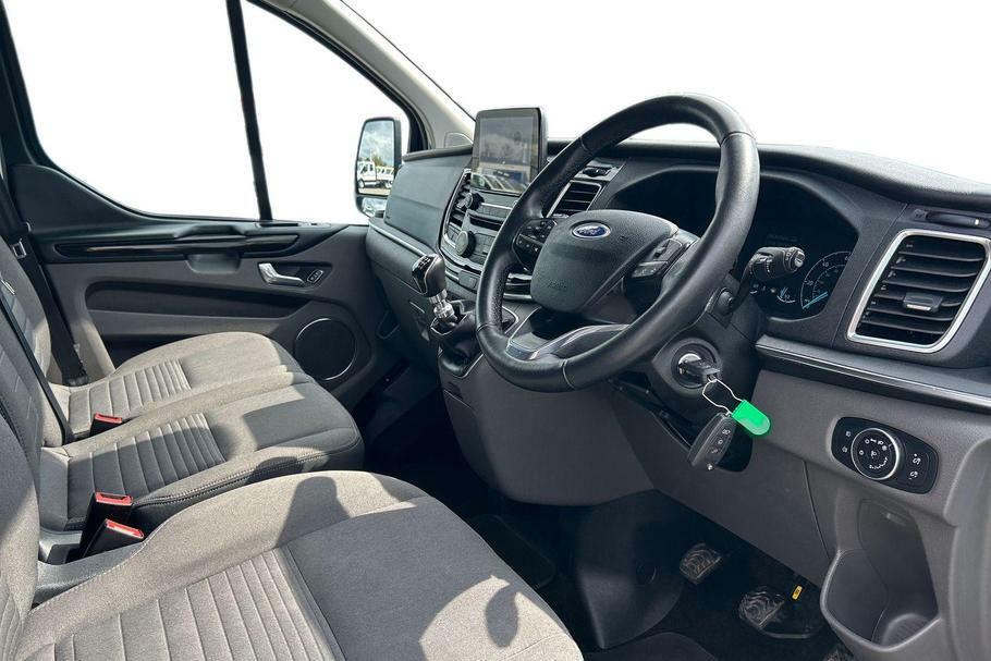 Ford Tourneo Custom Custom 2.0 320 Ecoblue Titanium Minibus Double Cab Grey #14