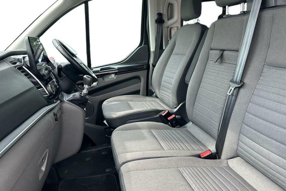 Ford Tourneo Custom Custom 2.0 320 Ecoblue Titanium Minibus Double Cab Grey #10