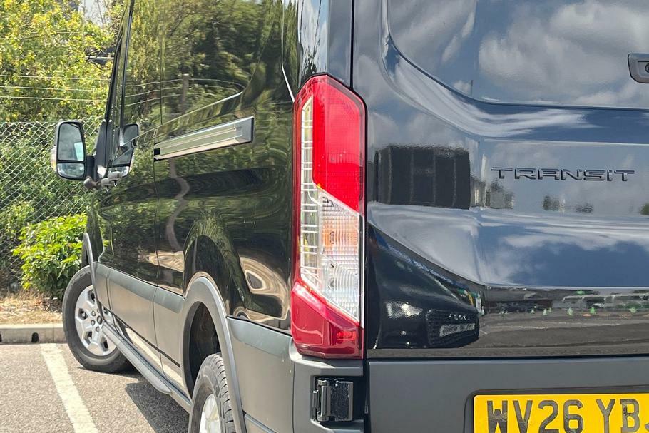 Ford Transit Custom 280 Lwb 2.0 Tdci Limited 136Ps Black #27
