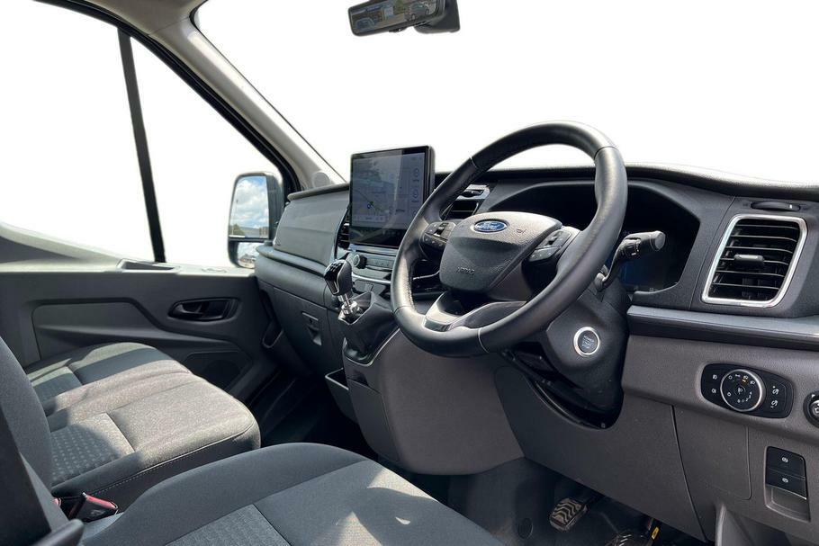 Ford Transit Custom 280 Lwb 2.0 Tdci Limited 136Ps Black #13
