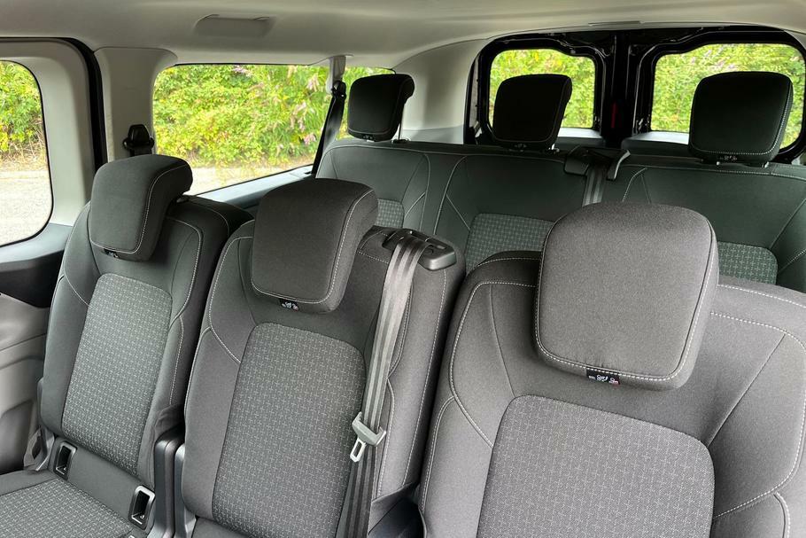 Ford Transit Custom 340 Trend L2 Lwb 9 Seat Kombi Fwd 2.5 Phev 23 Black #4