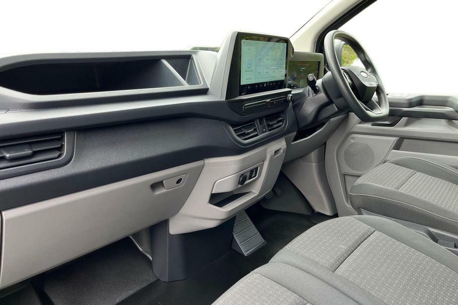 Ford Transit Custom 340 Trend L2 Lwb 9 Seat Kombi Fwd 2.5 Phev 23 Black #3