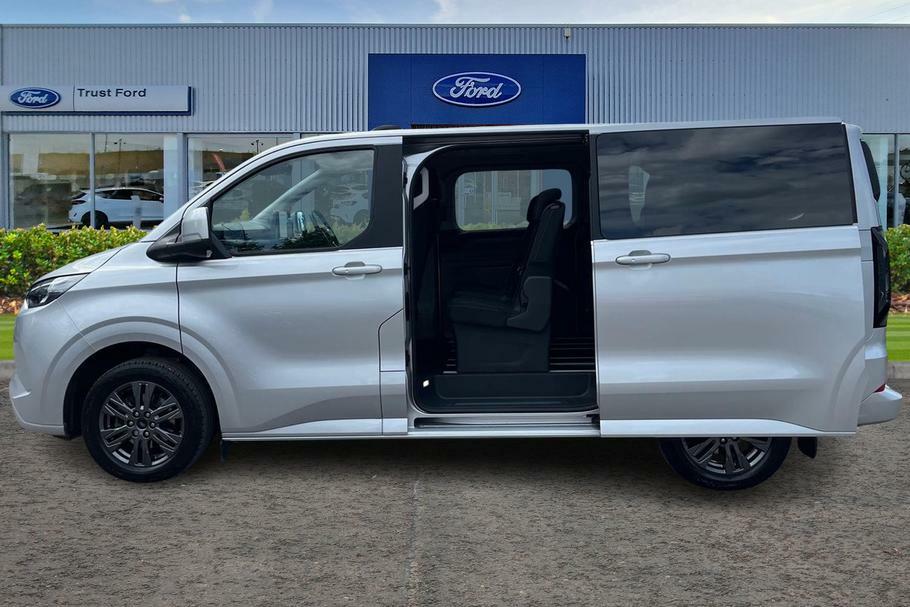 Ford Tourneo Custom 340 Titanium L1 Swb 9 Seat Minibus Fwd 2.5 Ph Silver #5