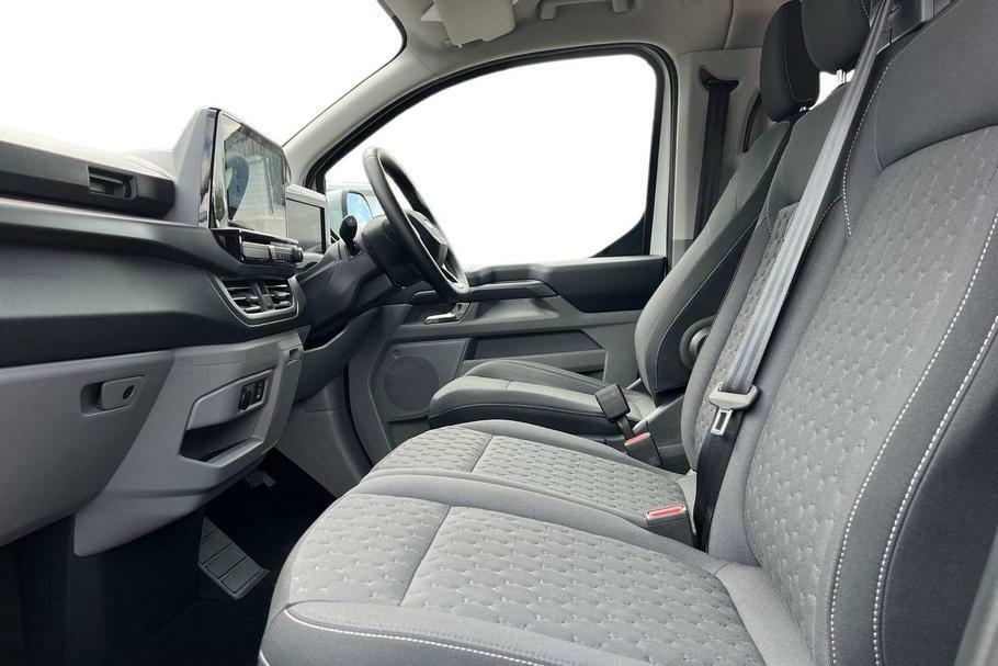 Ford Tourneo Custom 340 Titanium L1 Swb 9 Seat Minibus Fwd 2.5 Ph Silver #3