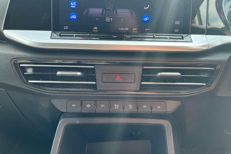 Ford Transit Connect 250 Lwb 1.5 Limited 150Ps Phev Silver #26