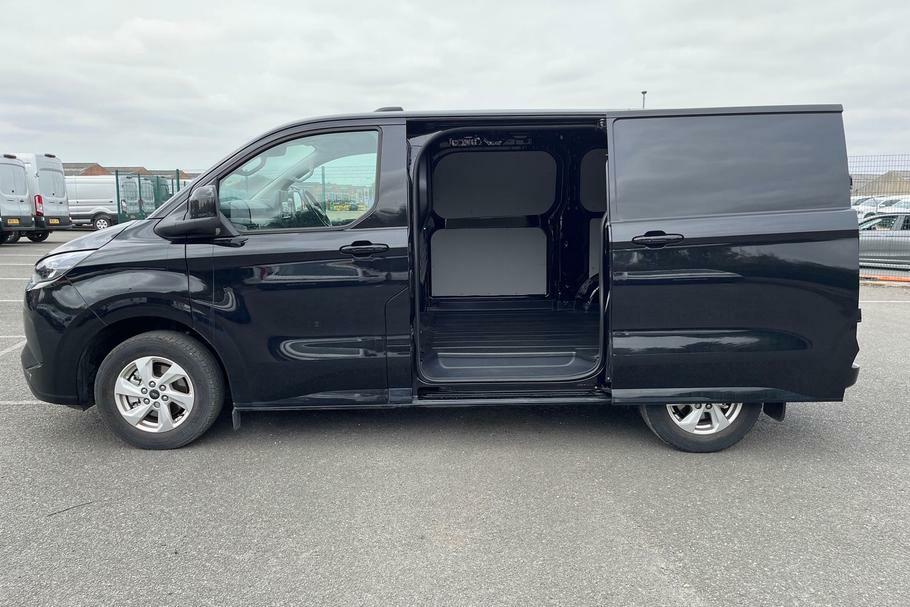 Ford Transit Custom 320 Limited L1 Swb Fwd 2.5 Phev 232Ps Black #5