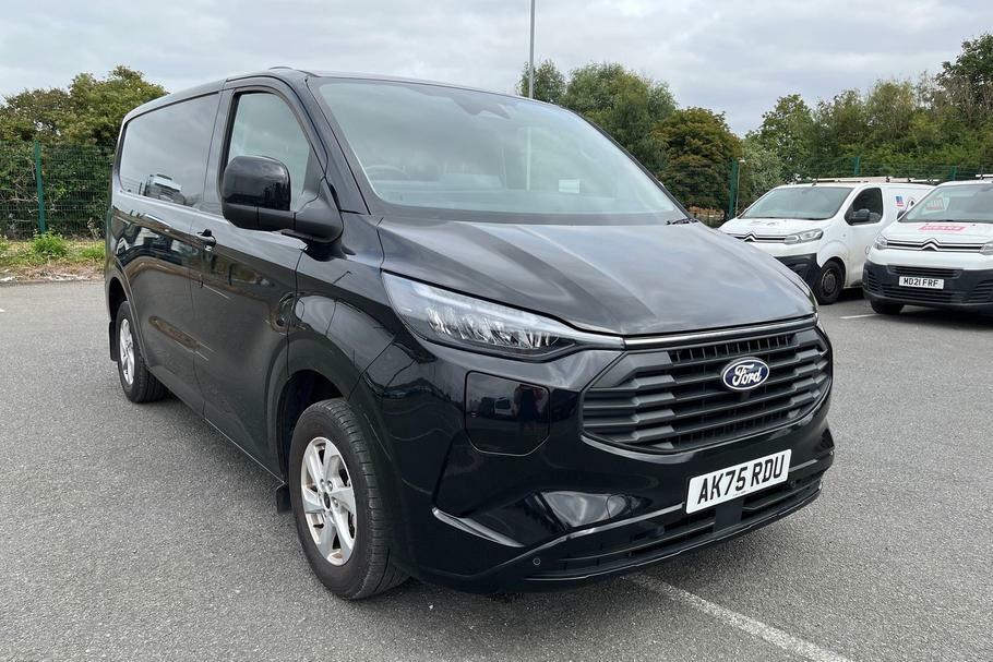 Ford Transit Custom 320 Limited L1 Swb Fwd 2.5 Phev 232Ps Black