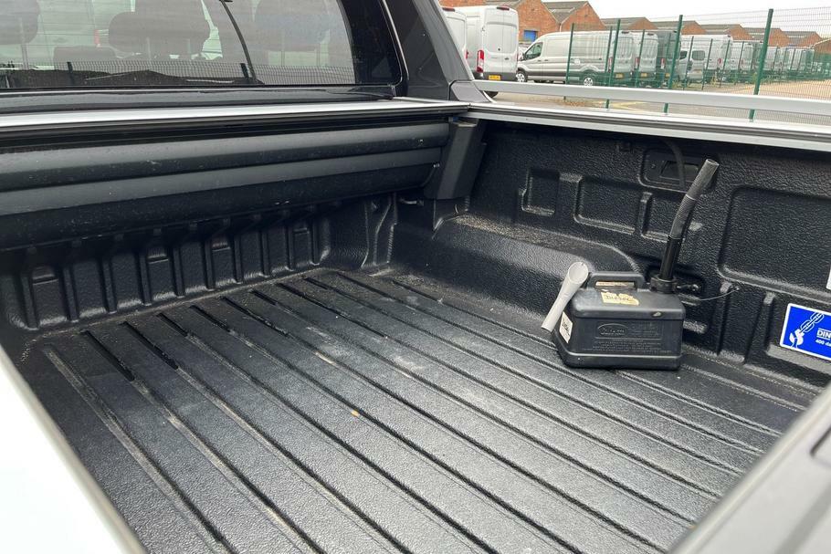 Ford Ranger Wildtrak 2.0 Ecoblue 205Ps 4X4 Double Cab Pic Black #4