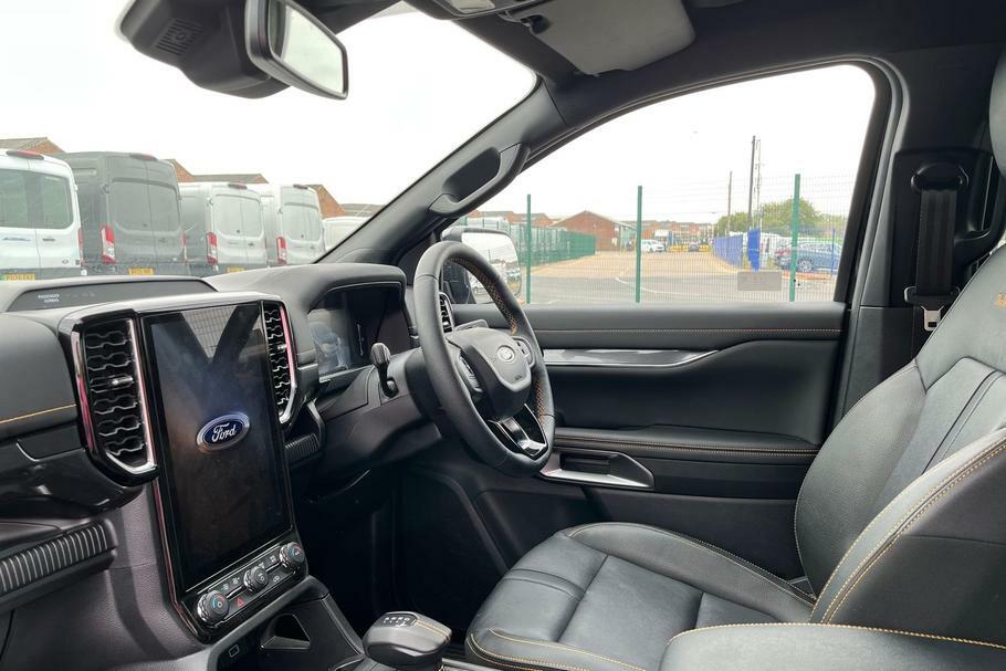 Ford Ranger Wildtrak 2.0 Ecoblue 205Ps 4X4 Double Cab Pic Black #3