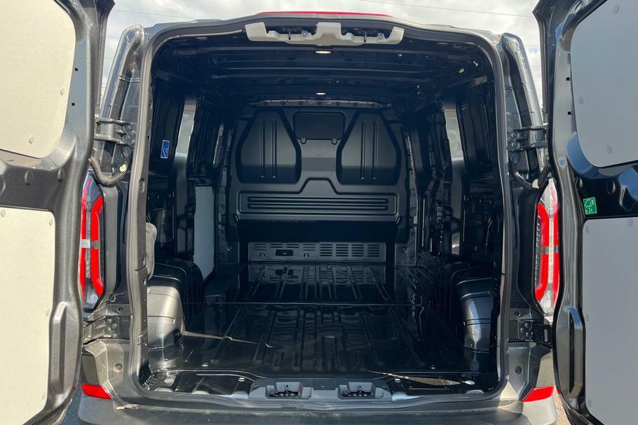 Ford Transit Custom 320 Trend L1 Swb Rwd 100Kw 65Kwh Low Roof Blue #6
