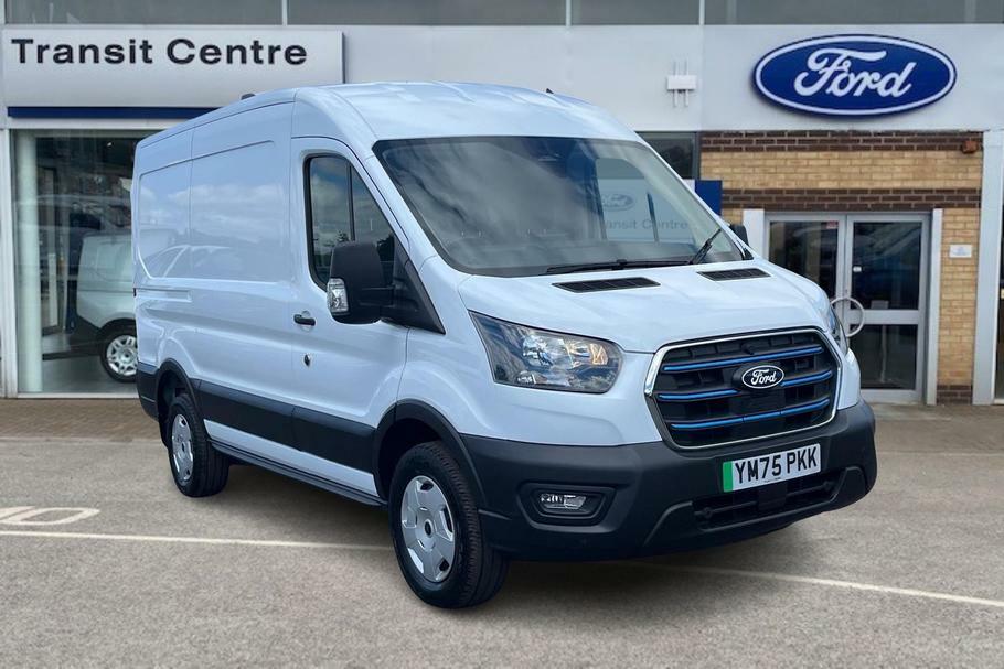 Ford Transit Custom 350 Trend L2 H2 Mwb Medium Roof Rwd 135Kw 68K White