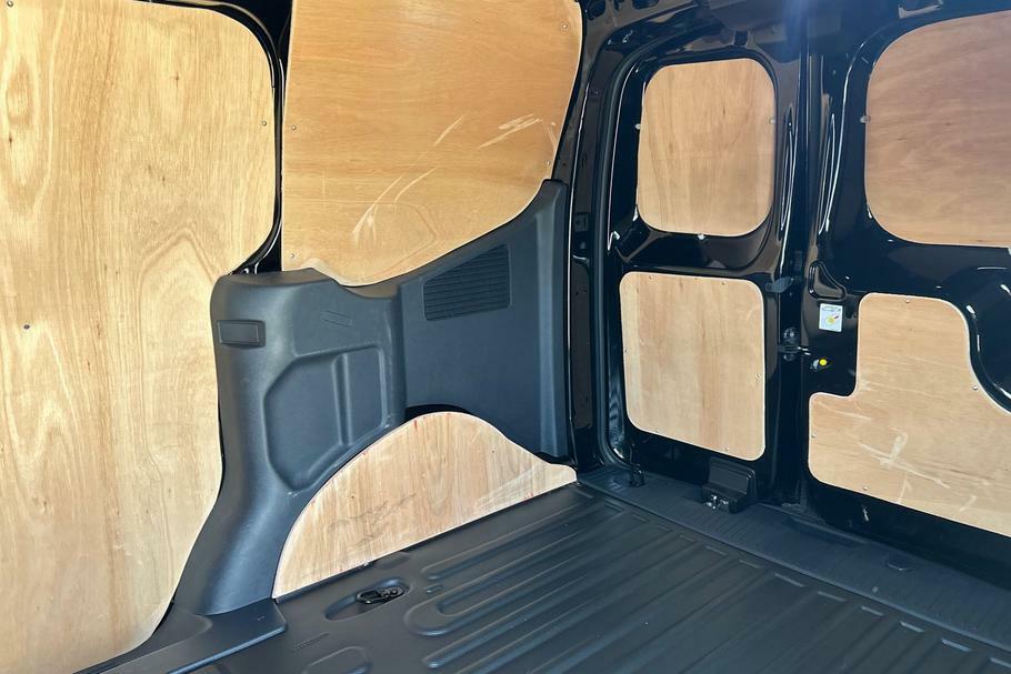 Ford Transit Courier Limited 100Kw 43Kwh Black #4