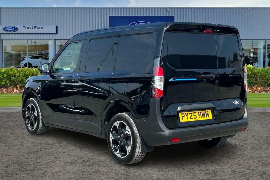 Ford Transit Courier Limited 100Kw 43Kwh Black #2